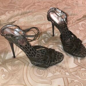 Giorgio Armani Shimmering Silver Patterned Heels